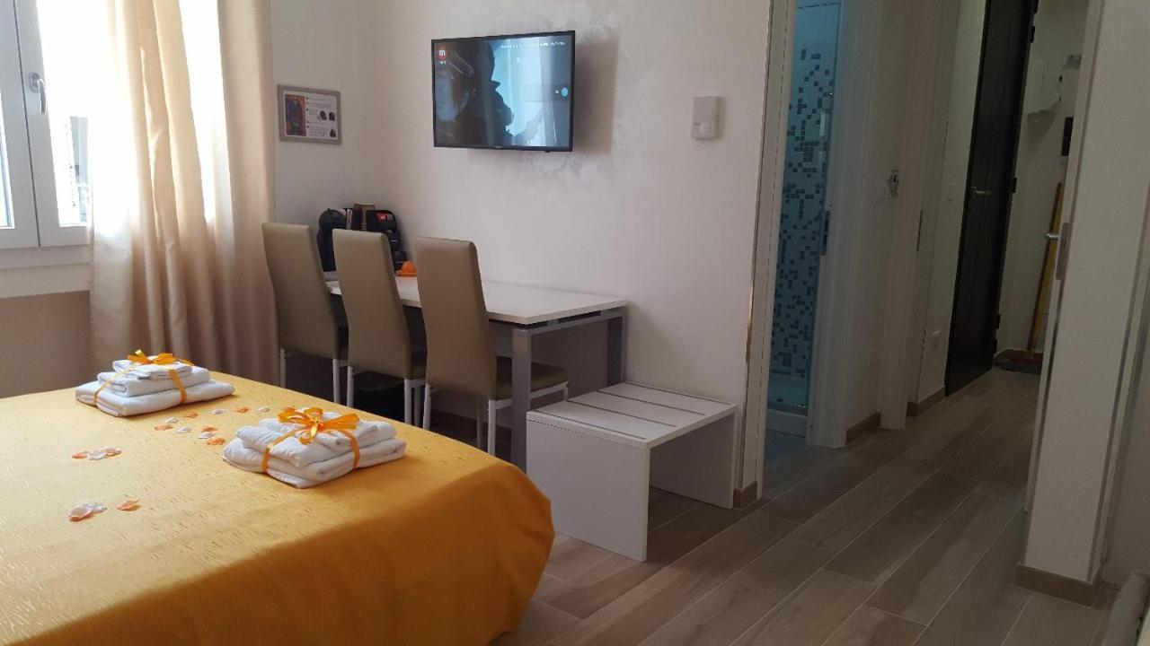 Martina'S House Hotel Porto Cesareo Exterior foto